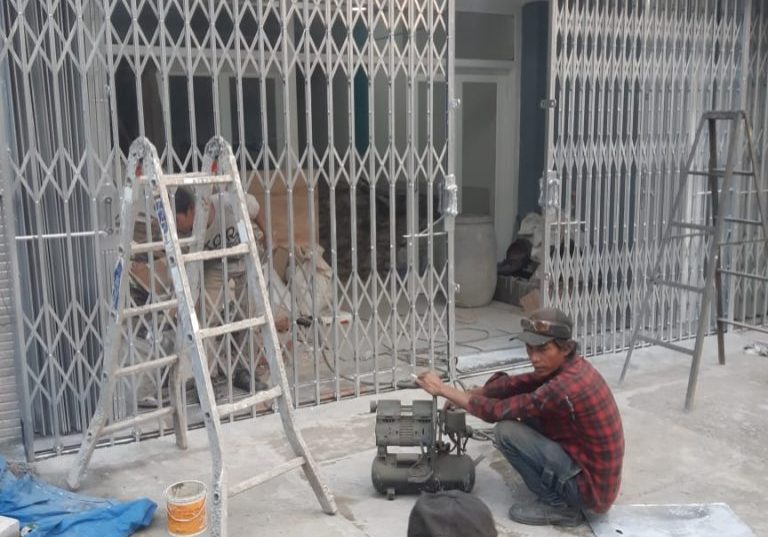 pintu harmonika-min